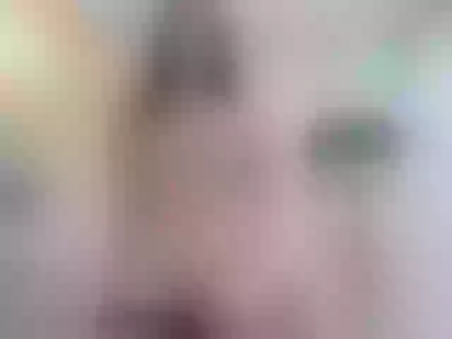 Live sex webcam photo for KatieNolan #269514823