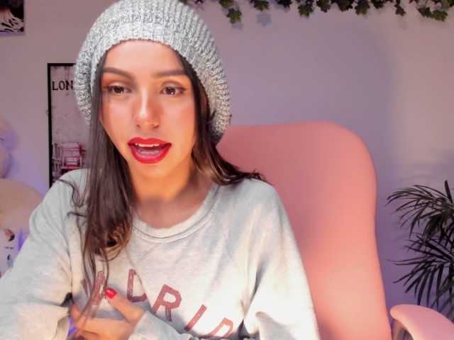 Live sex webcam photo for CoralineRyan #269511651