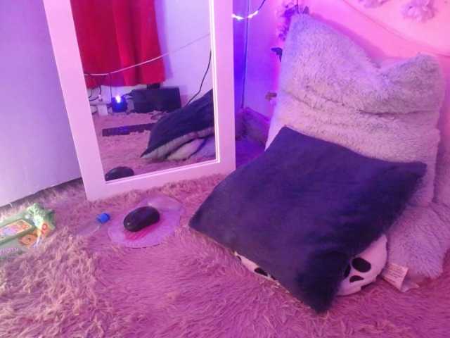 Live sex webcam photo for agataa #269511610