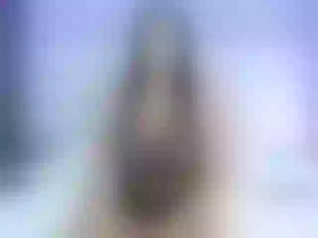 Live sex webcam photo for RoseValcke #269514171