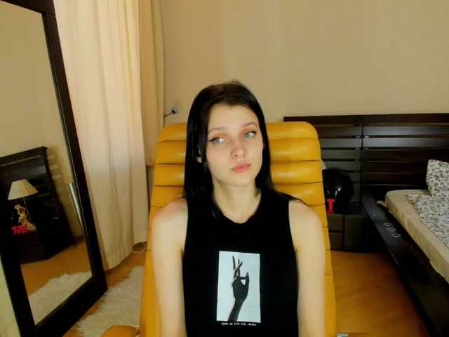 Live sex webcam photo for SoniNex #269514220