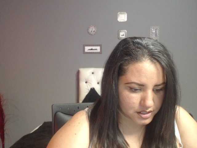 Live sex webcam photo for BigMomsex #269515068