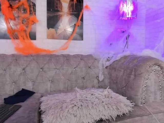 Live sex webcam photo for Deva-Blue #269514523