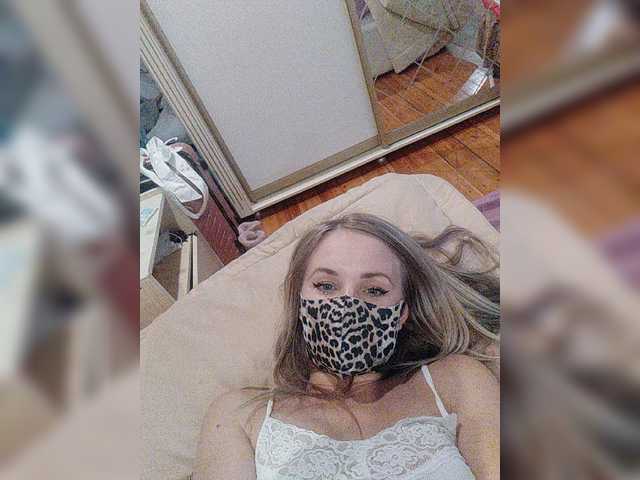 Live sex webcam photo for Papalook #269510659