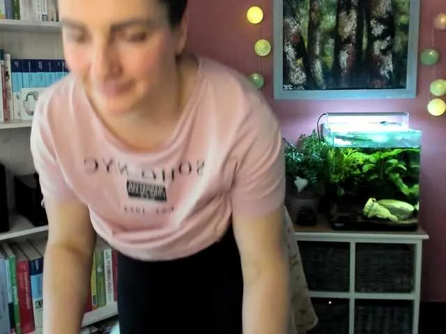 Live sex webcam photo for AntoniaPur #269519173