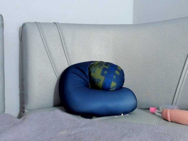 Live sex webcam photo for swtt-lilly #269517654