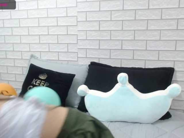 Live sex webcam photo for Lu-baby #269517691