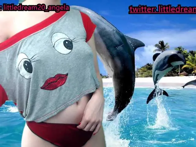 Live sex webcam photo for littledream20 #287946185