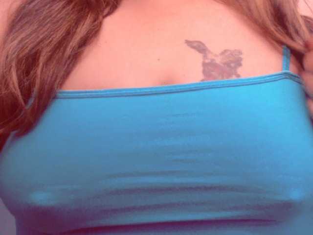 Live sex webcam photo for dirtywoman #269528488