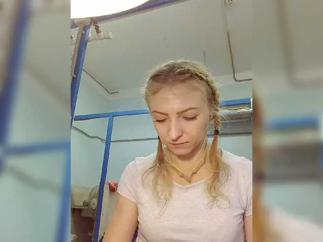 Live sex webcam photo for Anesteishen #269521912