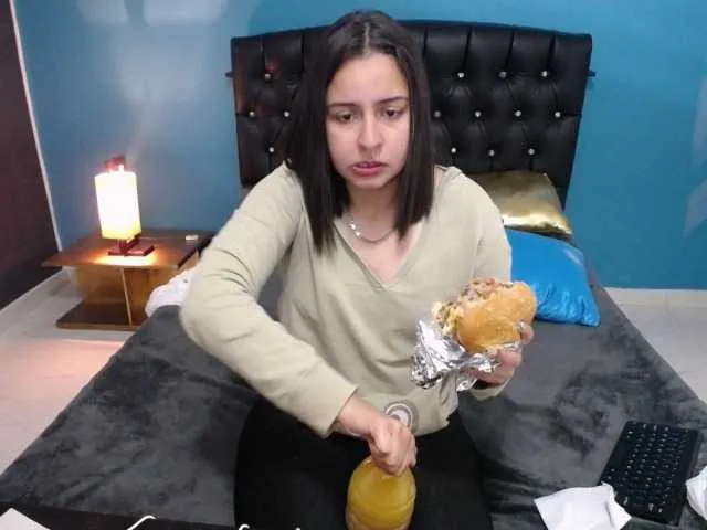 Live sex webcam photo for goddesstepha #269521559