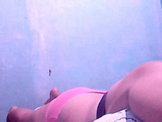 Live sex webcam photo for wildmom4u #269523261