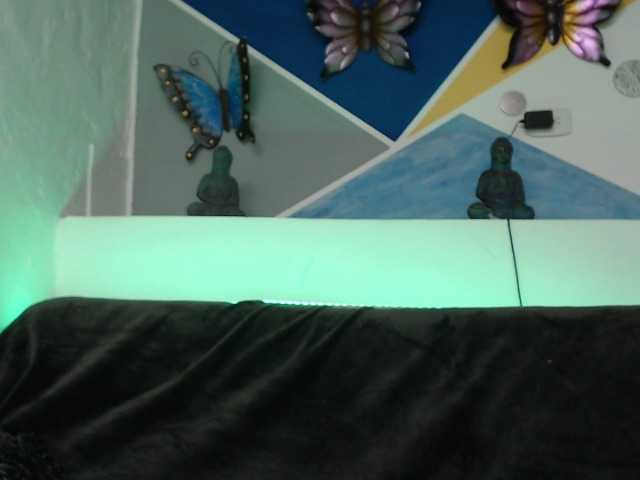 Live sex webcam photo for MalakRc #269522490