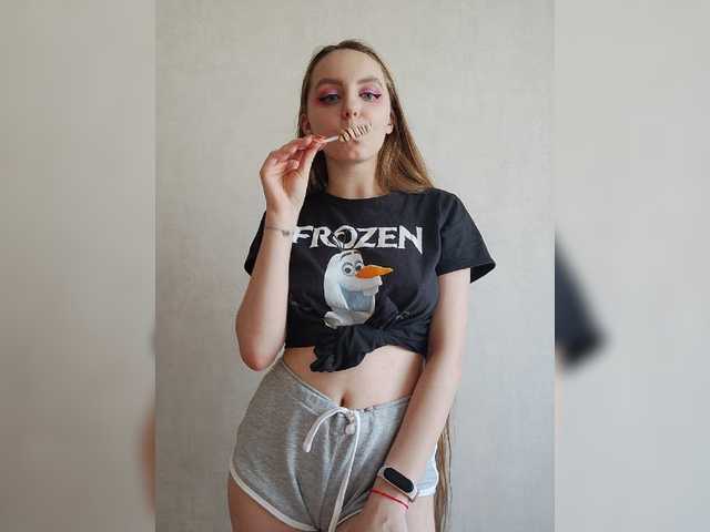 Live sex webcam photo for Littlexterry #269522749