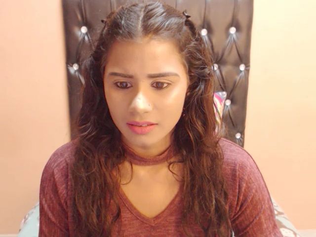 Live sex webcam photo for PARADISEQEEN #269528481