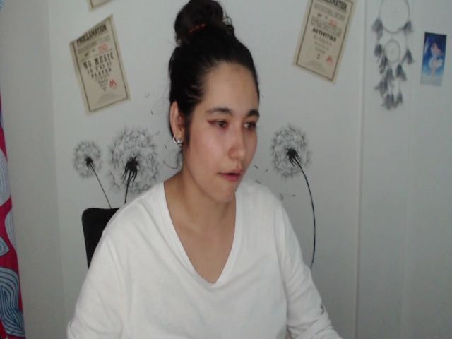 Live sex webcam photo for Jade_leon_ #269532658