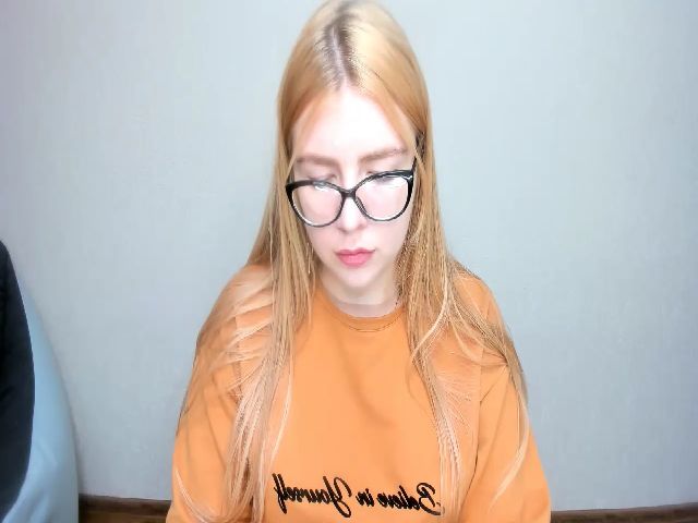 Live sex webcam photo for milafix #269527261