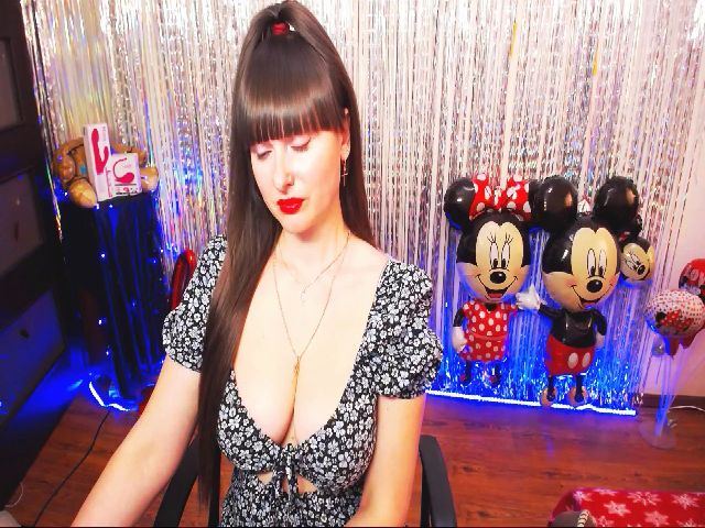 Live sex webcam photo for x_MissMia_x #269524040