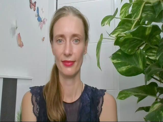 Live sex webcam photo for CelesteTasty #269527630