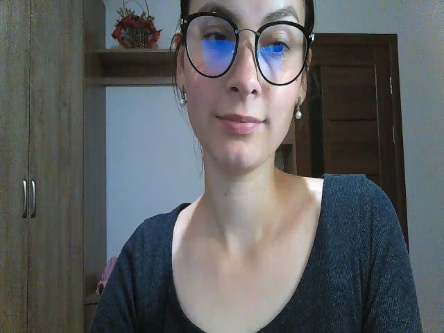 Live sex webcam photo for MisssSun #269527045