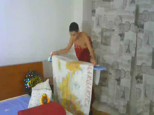 Live sex webcam photo for SONYABRUNETTE #269530411