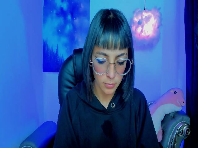 Live sex webcam photo for Angelsiinner #269523991