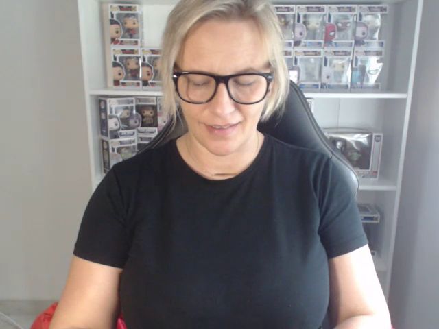 Live sex webcam photo for LuisaSexy69 #269524450