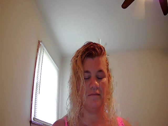 Live sex webcam photo for HayleyJane38k #269530114