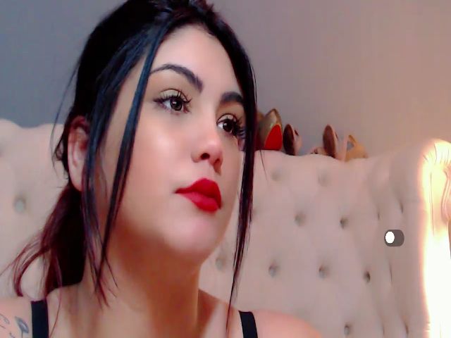 Live sex webcam photo for SpicyKarla #269532522