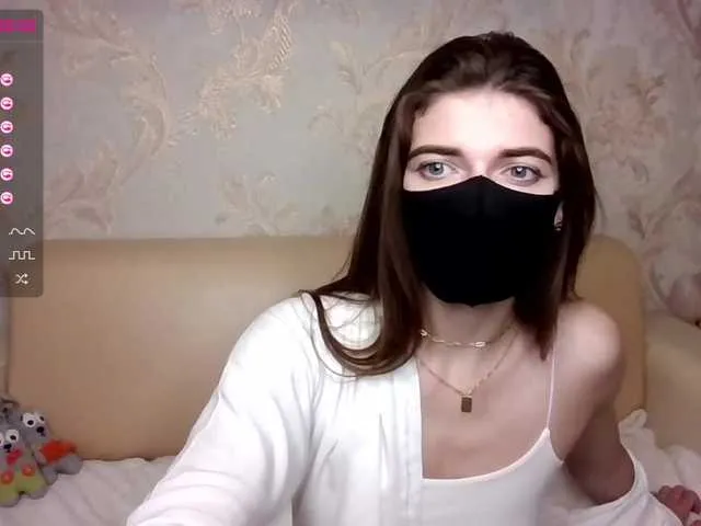 Live sex webcam photo for Robin-02 #269520942