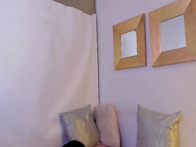 Live sex webcam photo for Hanna_becker #269526297