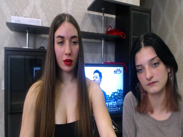 Live sex webcam photo for MoraCos #269525671