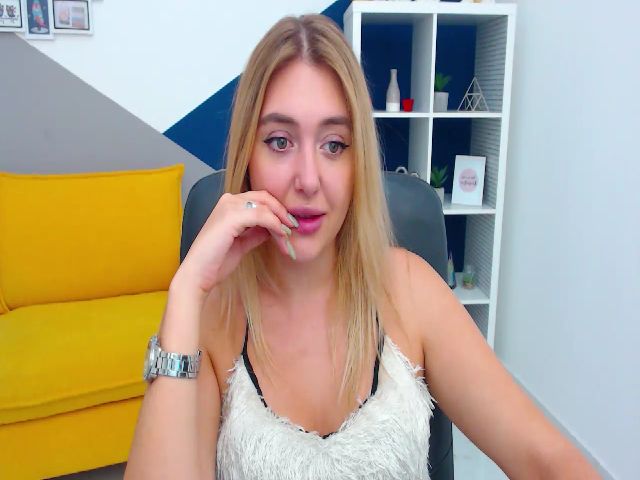 Live sex webcam photo for NicoleConnor #269525007