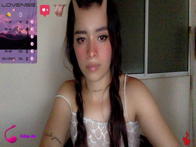 Live sex webcam photo for tinquerbell69 #269532077