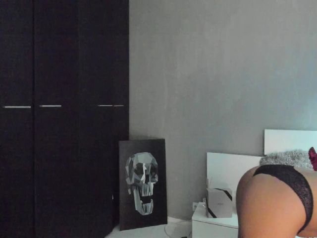 Live sex webcam photo for Paris_loveee #269530750