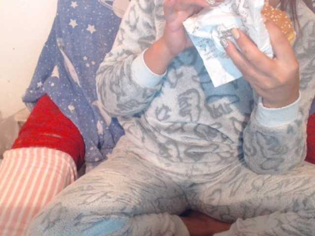 Live sex webcam photo for carlastar00 #269538926