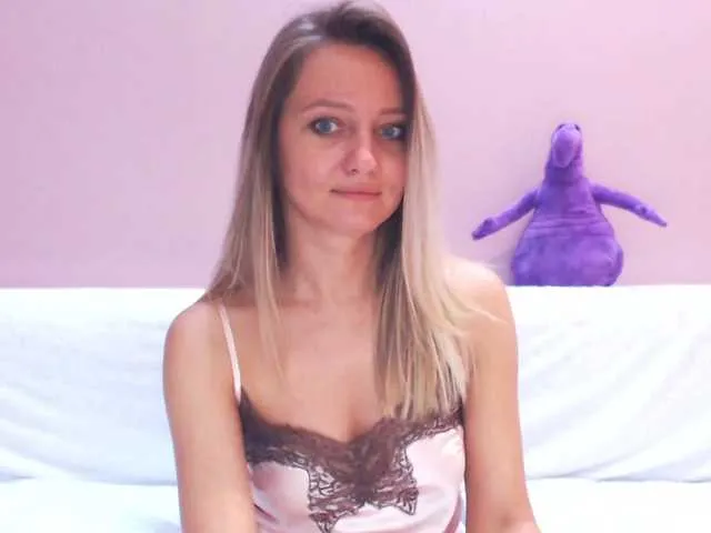 Live sex webcam photo for Gamora- #269533379