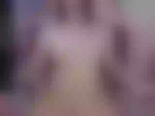 Live sex webcam photo for RoussMeyers #269538744
