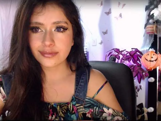 Live sex webcam photo for Owl-rose #269534058