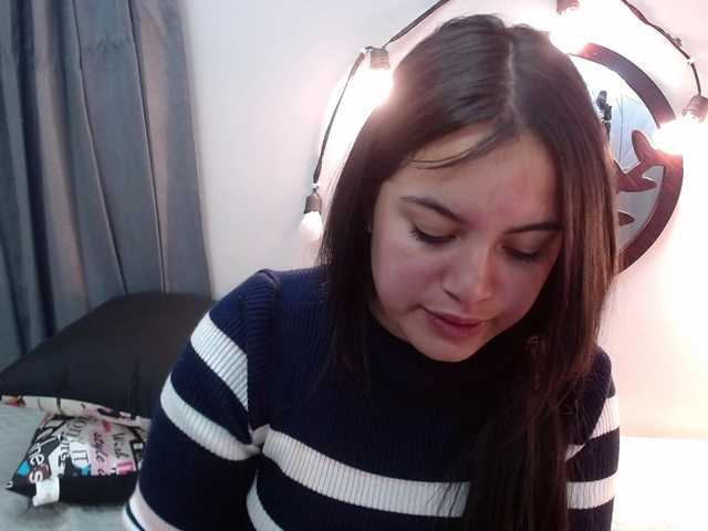 Live sex webcam photo for pretty-love #269534585