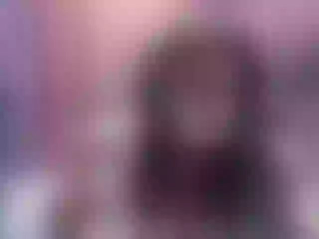 Live sex webcam photo for andreeina25 #269538444