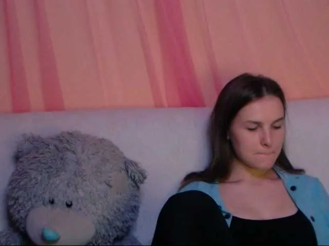 Live sex webcam photo for roksanamae #269543026