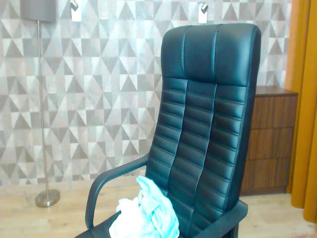 Live sex webcam photo for VictoriaFae #269540653