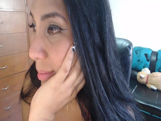 Live sex webcam photo for Gaby_blue #269551051