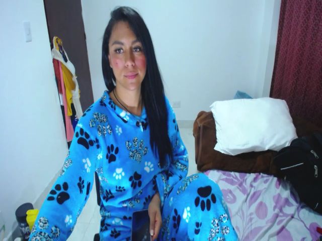 Live sex webcam photo for Vailot_cute #269535314