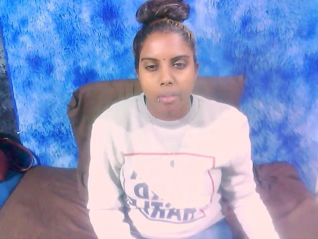 Live sex webcam photo for Indianpride #269548692