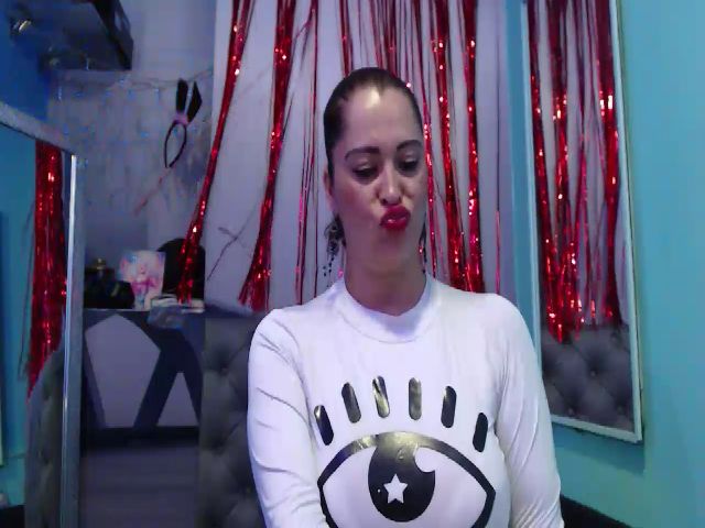 Live sex webcam photo for Evatwiss #269548783