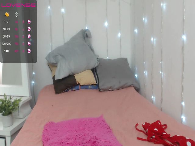 Live sex webcam photo for Soffy_phil #269545904