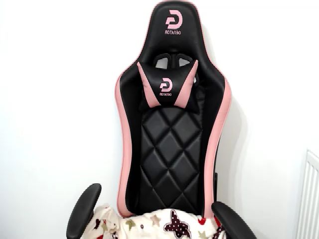 Live sex webcam photo for GoddessInk #269546363