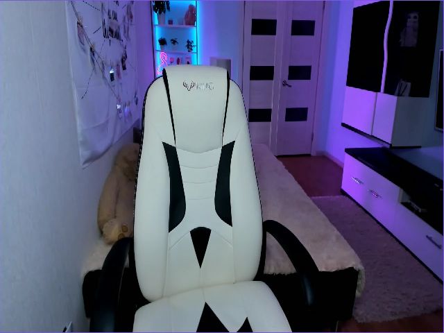 Live sex webcam photo for CristalAlice #269538979